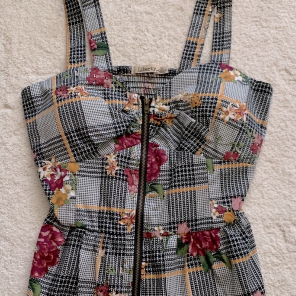 New XL “LIBERTY LOVE” Baby Doll floral and Plaid top